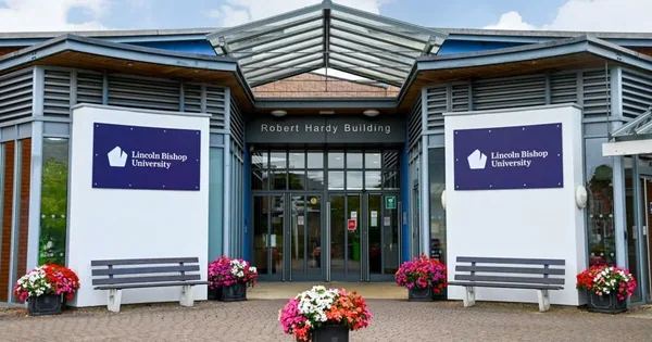 Lincoln Bishop University campus